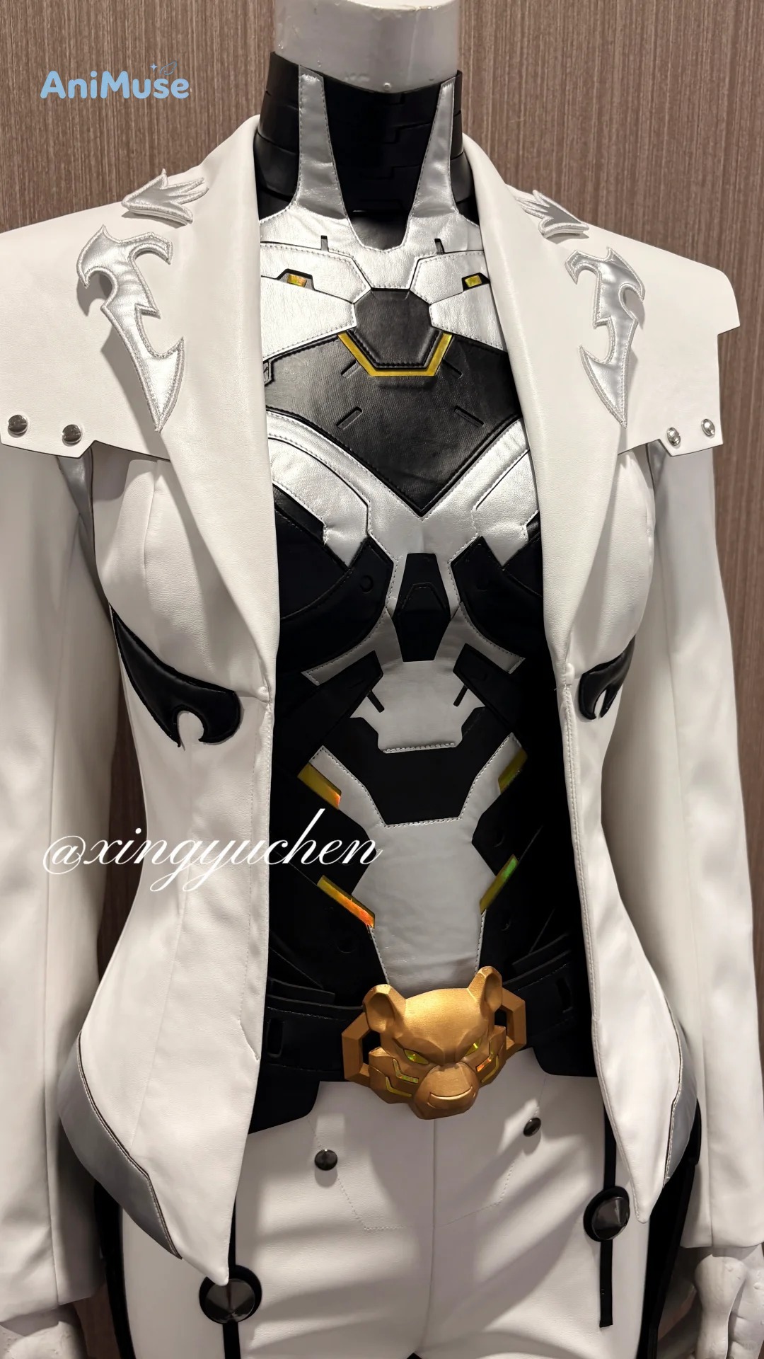 زي كوسبلاي شيون من أوفروووتش - - مراجعة Convention Cosplay Anime وسعره