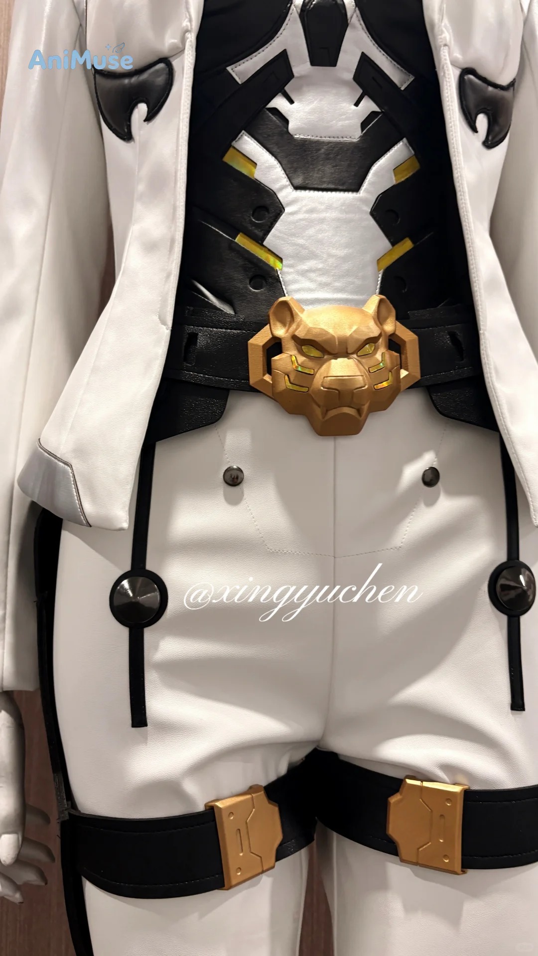 زي كوسبلاي شيون من أوفروووتش - - مراجعة Convention Cosplay Anime وسعره